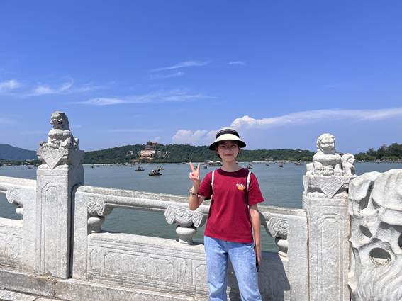 第1题_丁志欣_20251114_fb58becd60c30e87b5e0d9f44de5bbef_origin_1